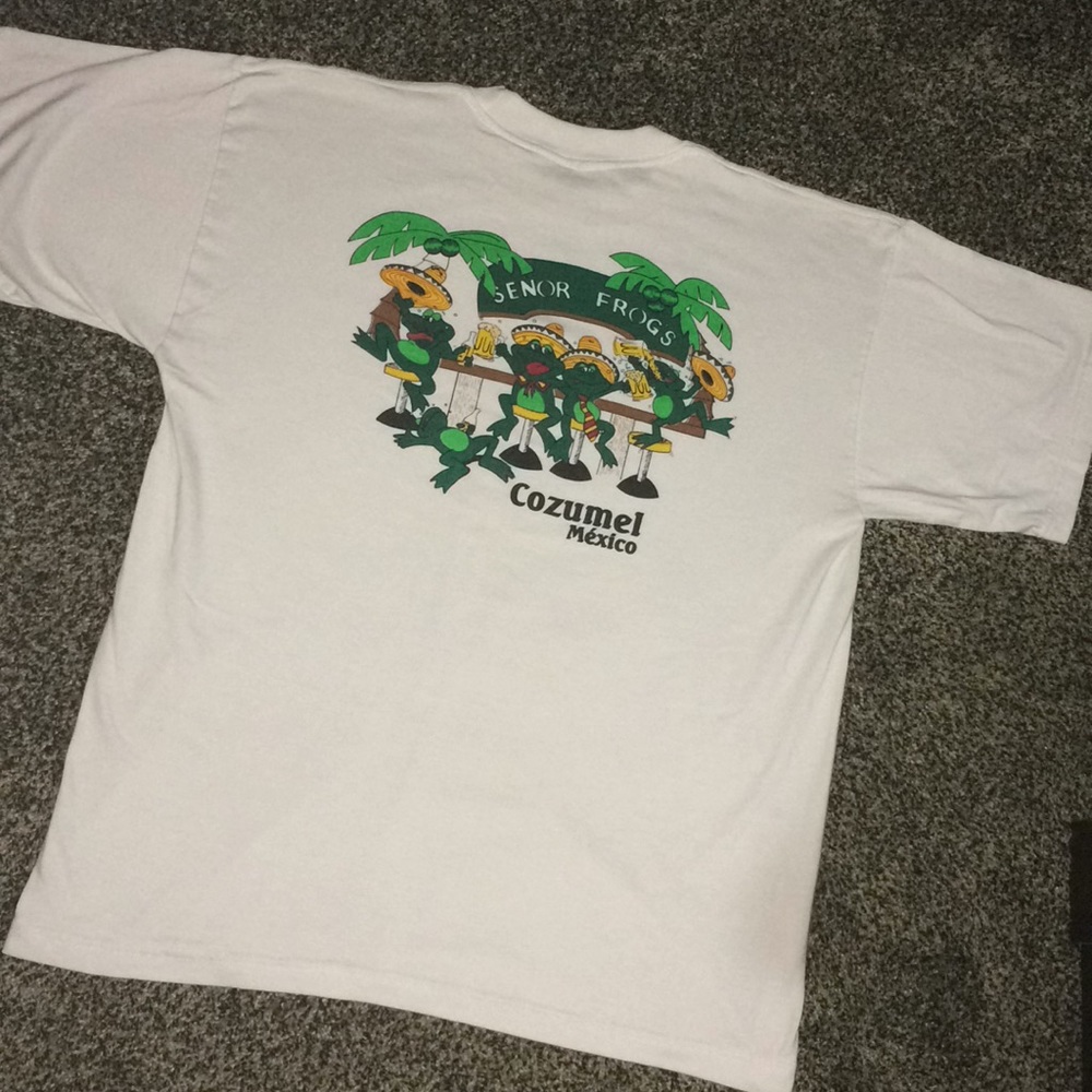 SENOR FROGS Cozumel Mexico White Graphic Short Sleeve Tee